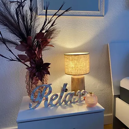 Apartment Angel *